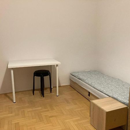 Apartamenty Prokocim Krasków Exteriör bild