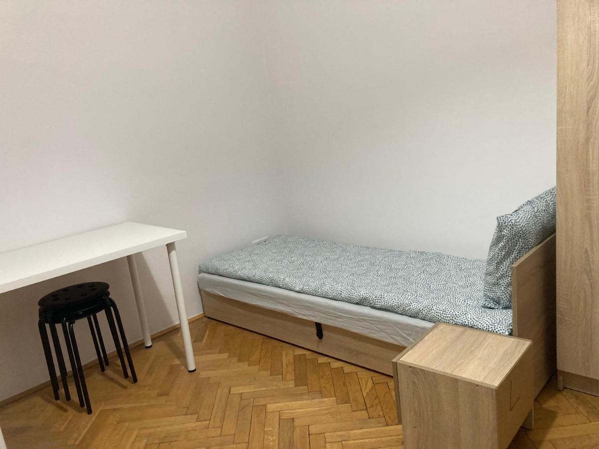 Apartamenty Prokocim Krasków Exteriör bild
