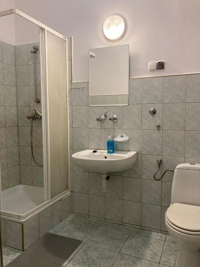 Apartamenty Prokocim Krasków Exteriör bild