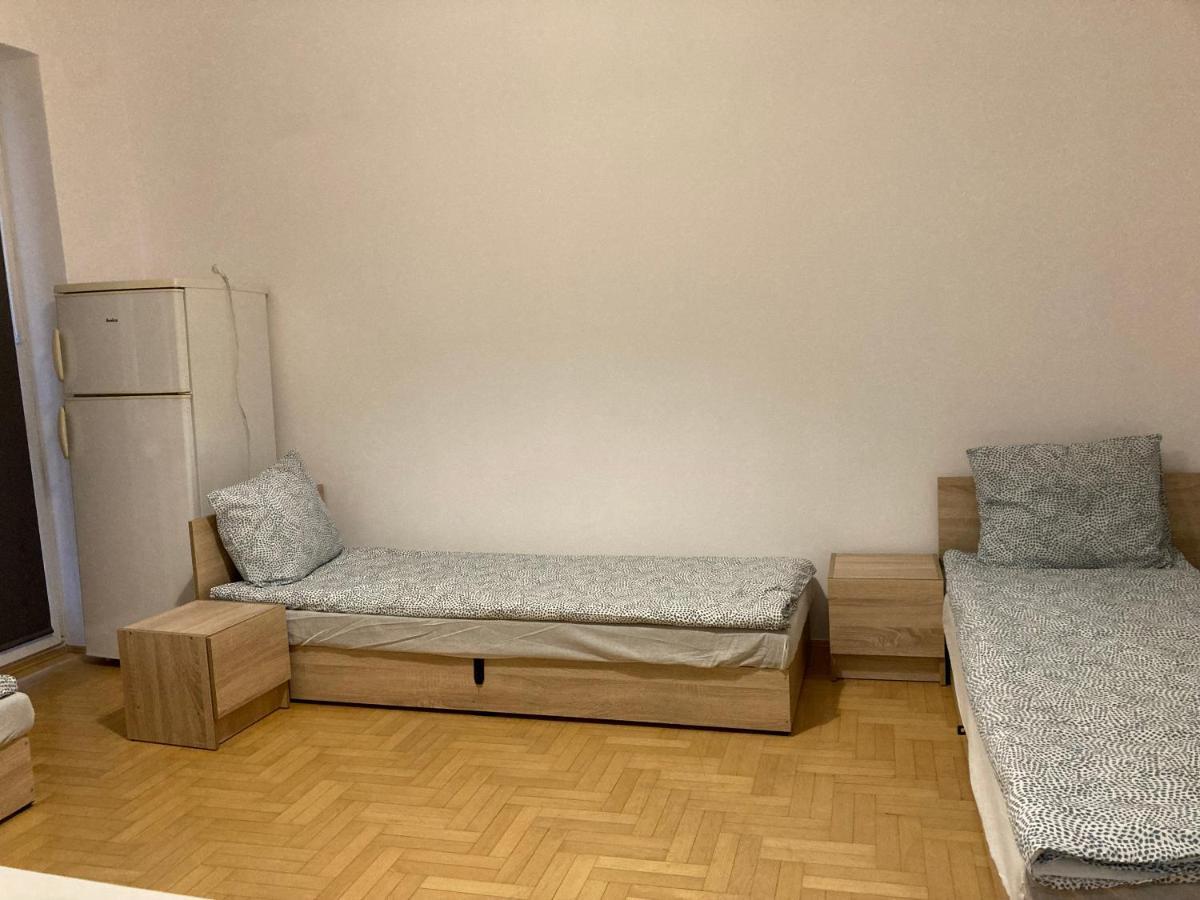 Apartamenty Prokocim Krasków Exteriör bild