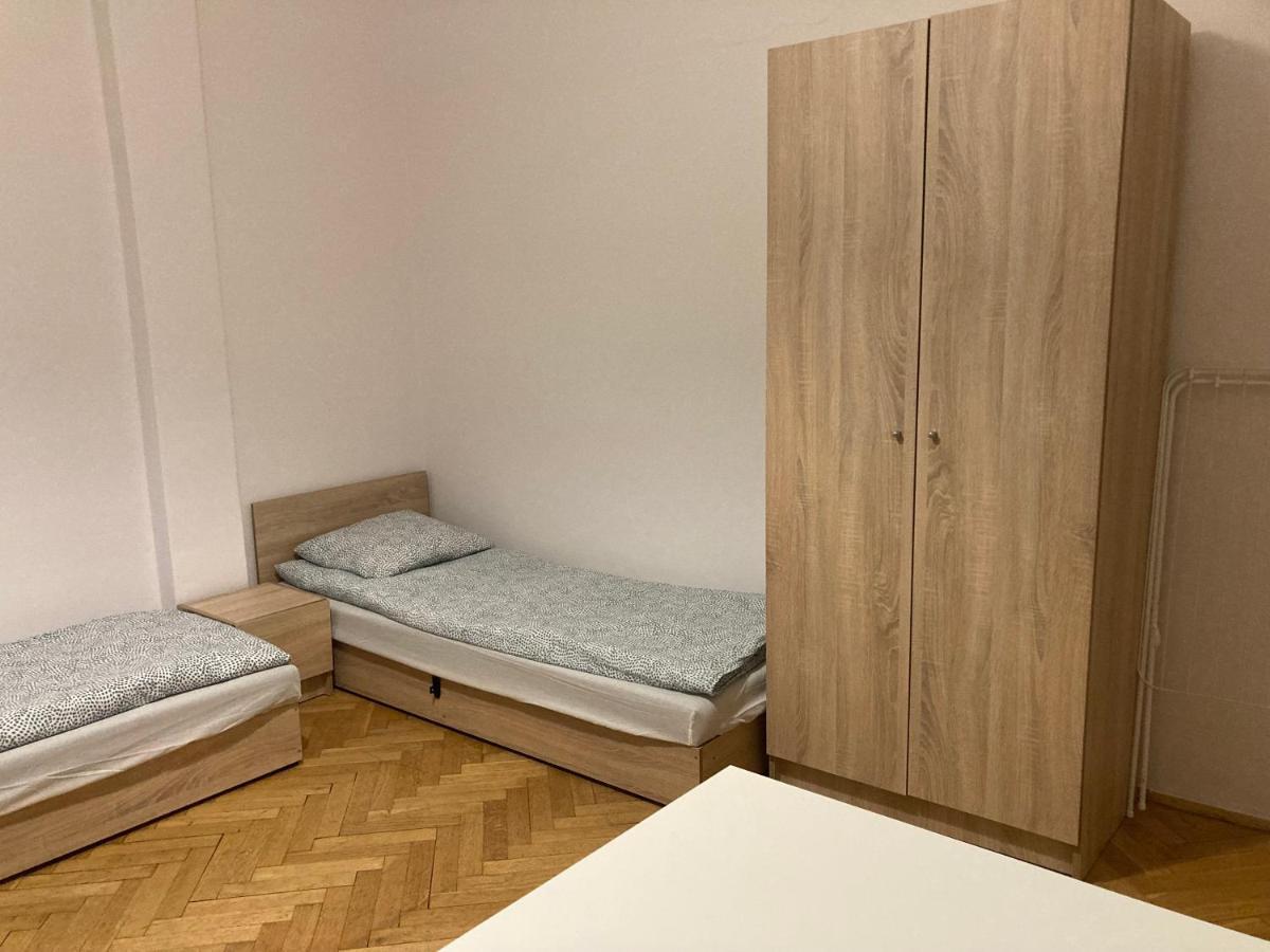 Apartamenty Prokocim Krasków Exteriör bild